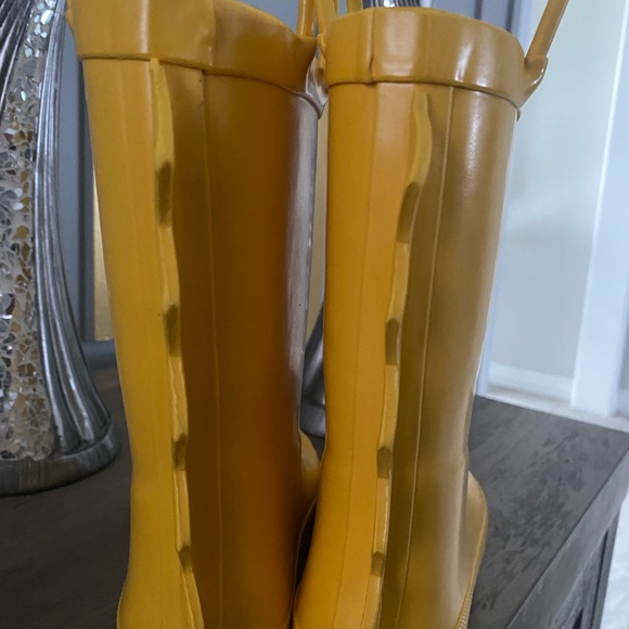Carter's Yellow Kids' Rain Boots - Picture 5 of 6